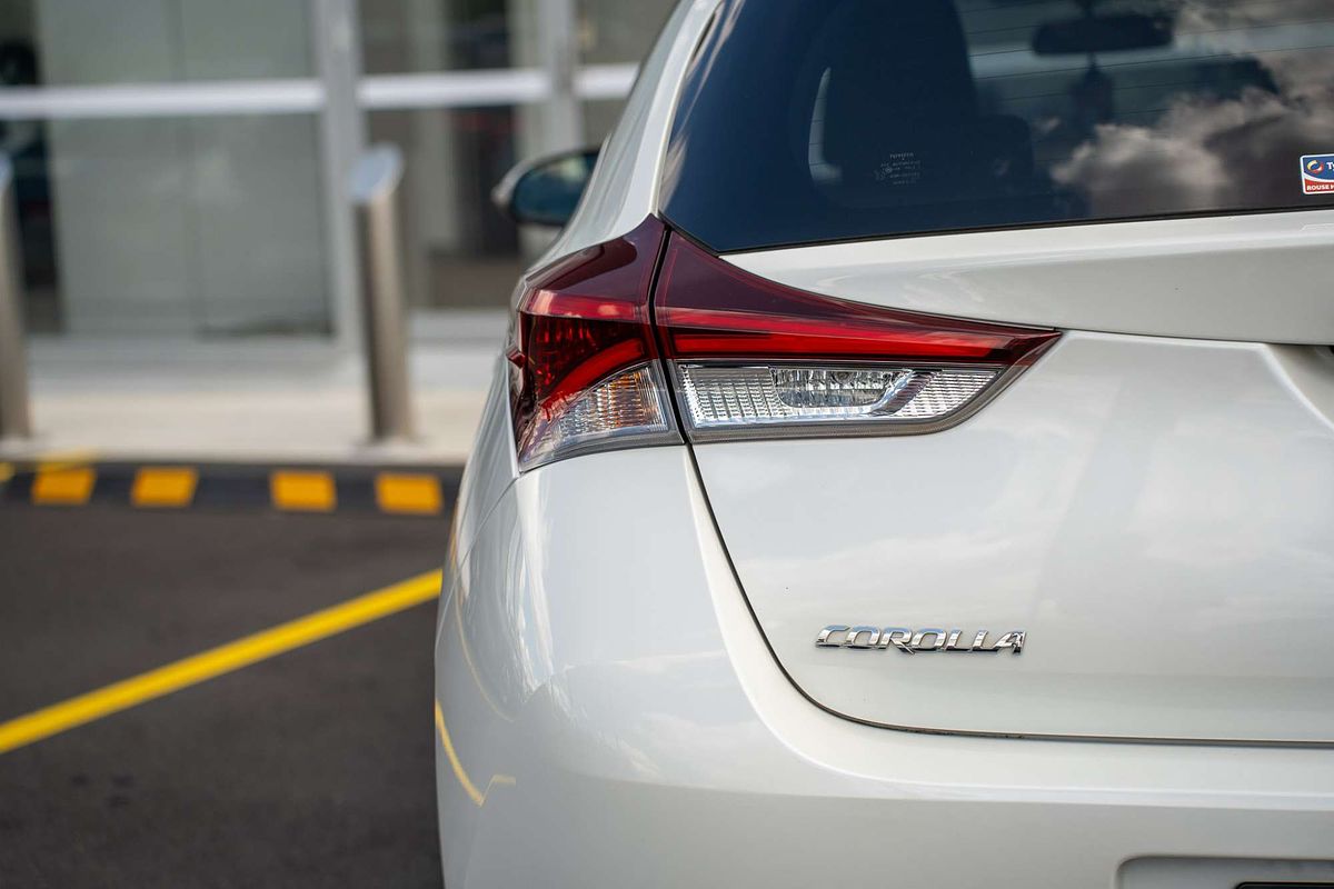 2016 Toyota Corolla Ascent Sport ZRE182R