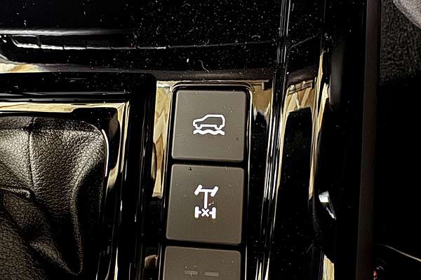 2025 Isuzu D-MAX LS-U+ 4X4