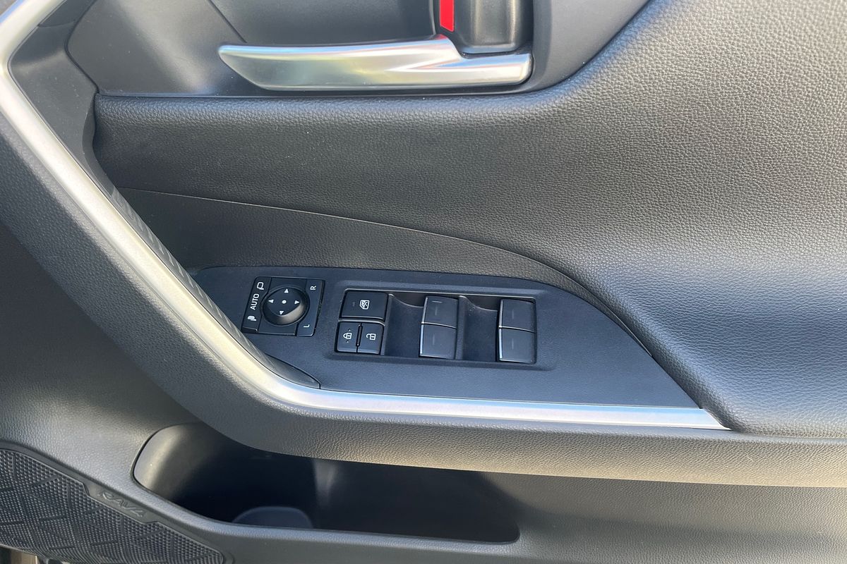 2024 Toyota RAV4 Edge AXAA54R