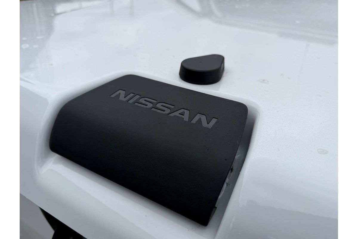 2025 Nissan Navara ST D23 4X4