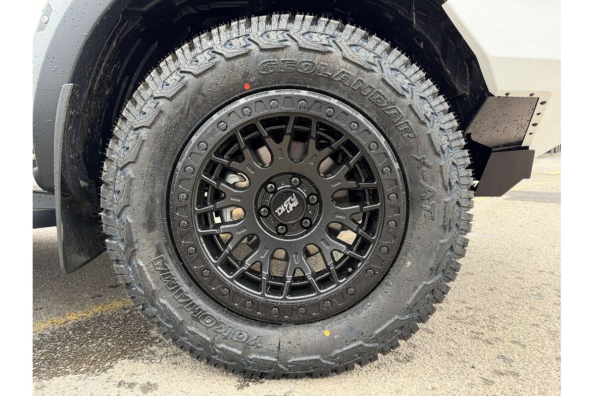 2025 Nissan Navara ST D23 4X4