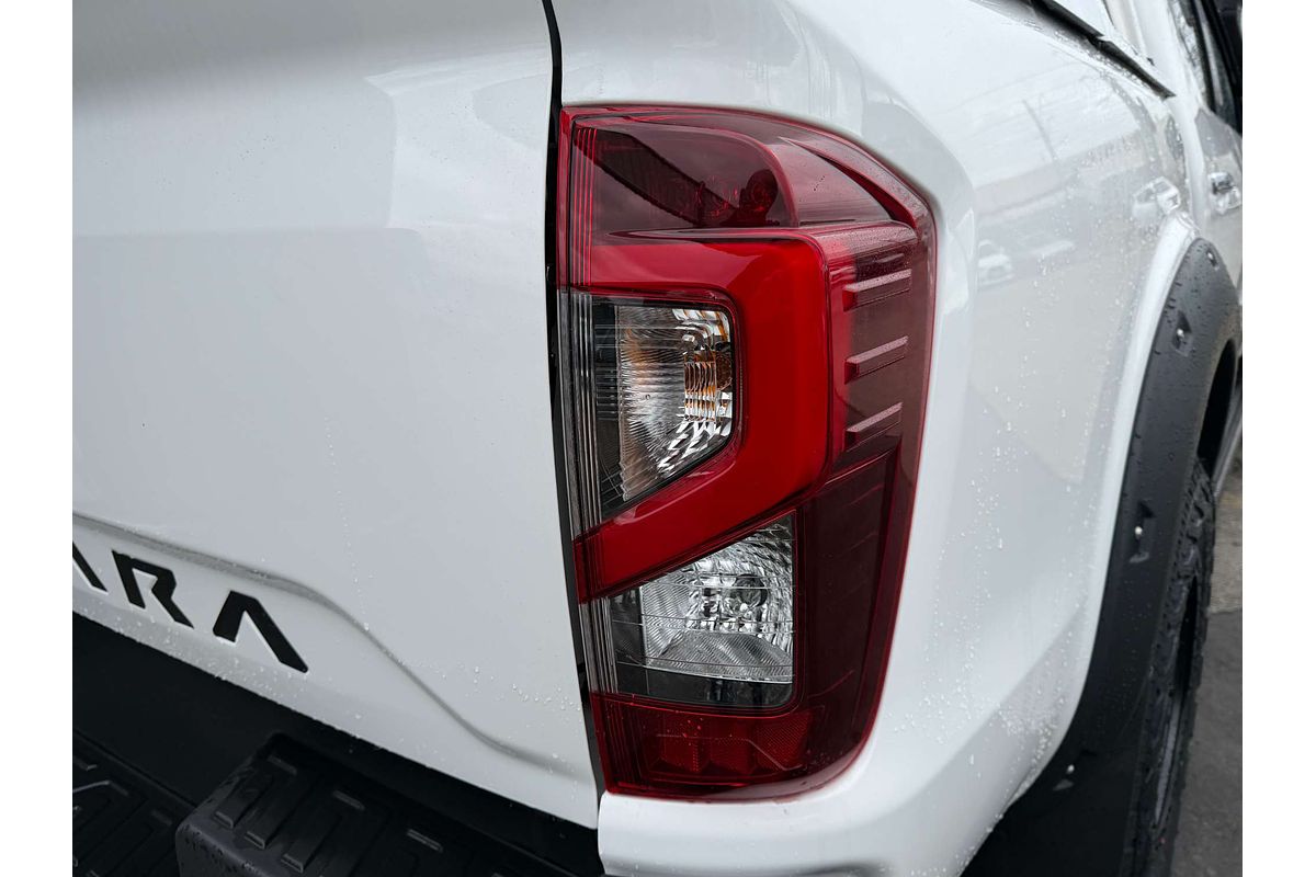 2025 Nissan Navara ST D23 4X4