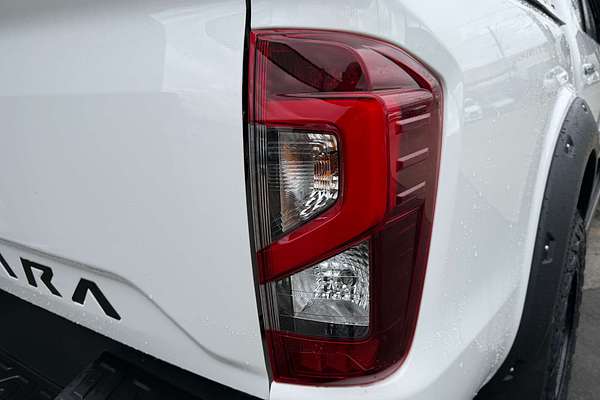 2025 Nissan Navara ST D23 4X4