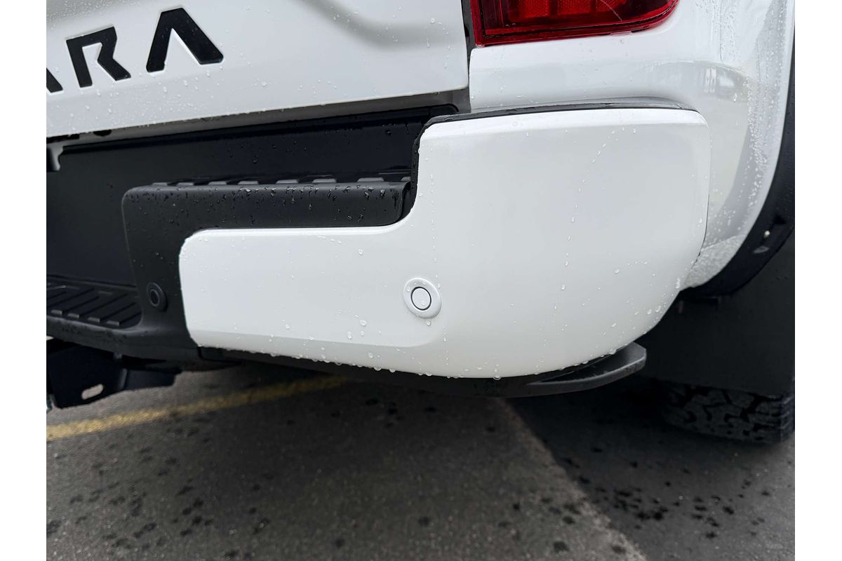 2025 Nissan Navara ST D23 4X4