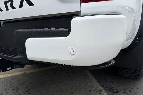 2025 Nissan Navara ST D23 4X4