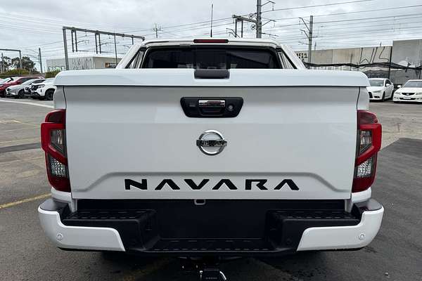 2025 Nissan Navara ST D23 4X4