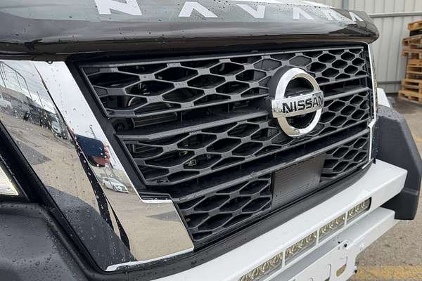 2025 Nissan Navara ST D23 4X4