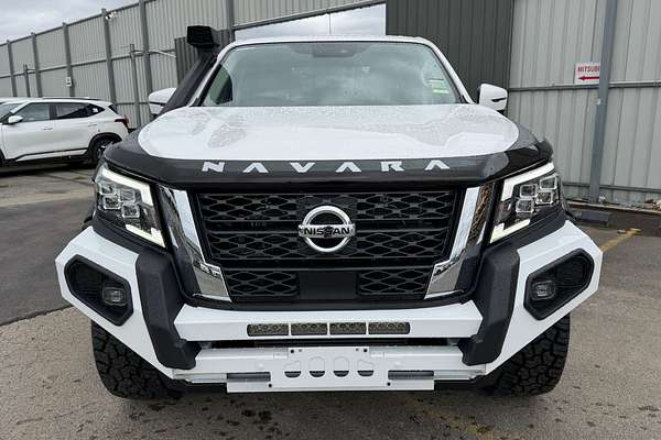 2025 Nissan Navara ST D23 4X4