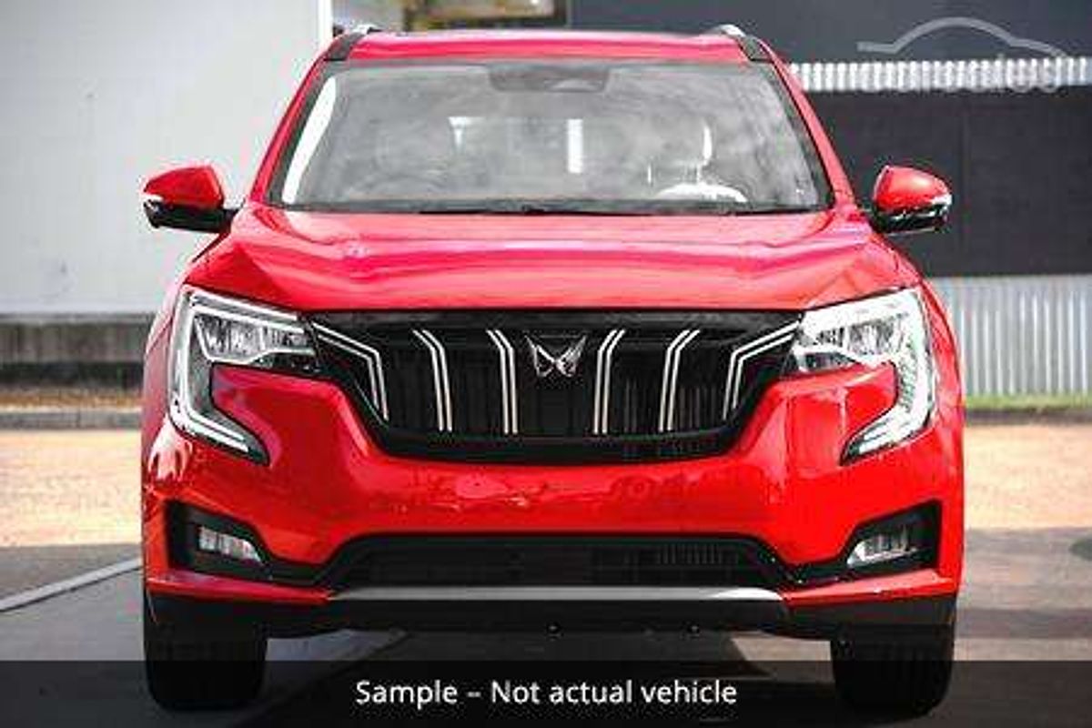2025 Mahindra XUV700 AX7L