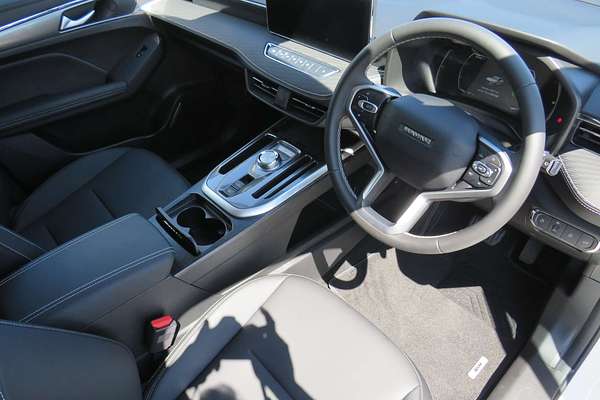 2025 GWM Haval Jolion Lux Hybrid A02