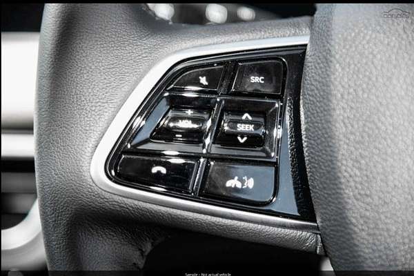 2025 Mahindra XUV700 AX7L