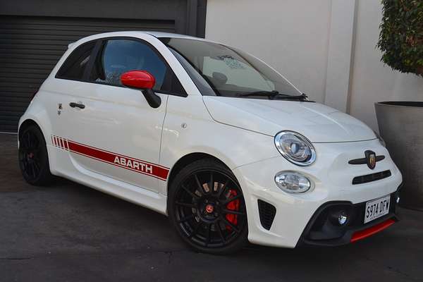 2019 Abarth 595 Competizione Series 4