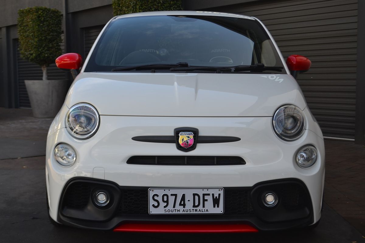 2019 Abarth 595 Competizione Series 4