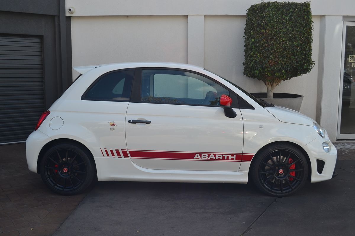 2019 Abarth 595 Competizione Series 4