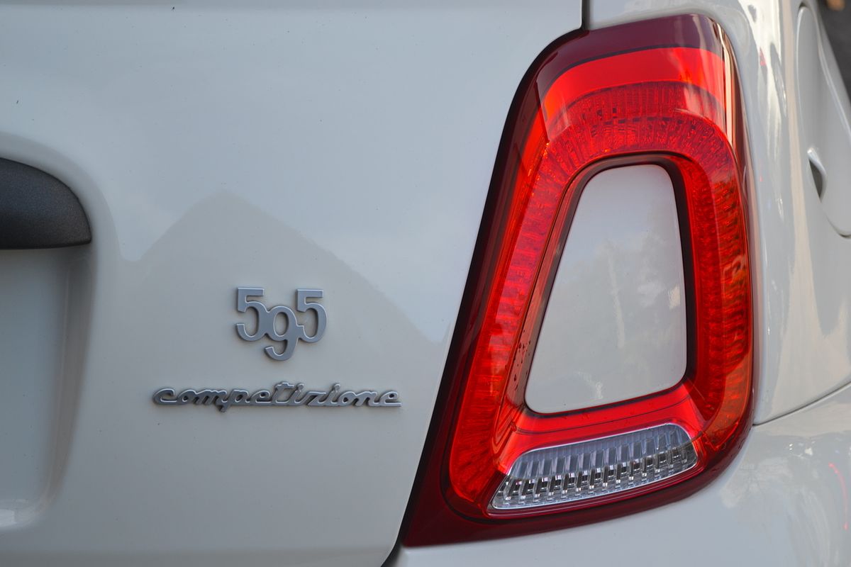 2019 Abarth 595 Competizione Series 4