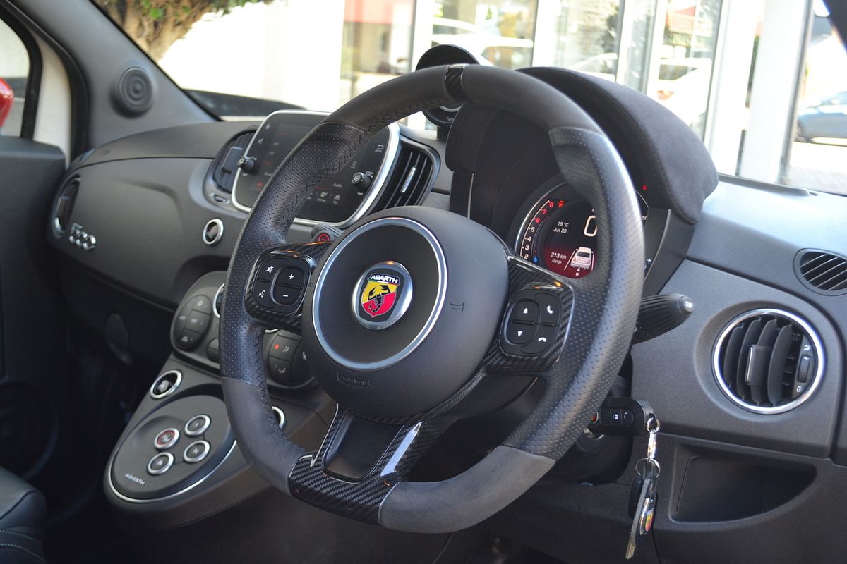 2019 Abarth 595 Competizione Series 4