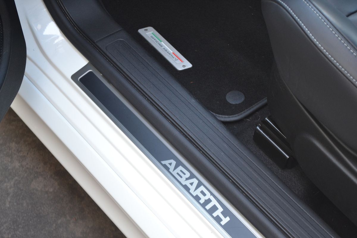 2019 Abarth 595 Competizione Series 4