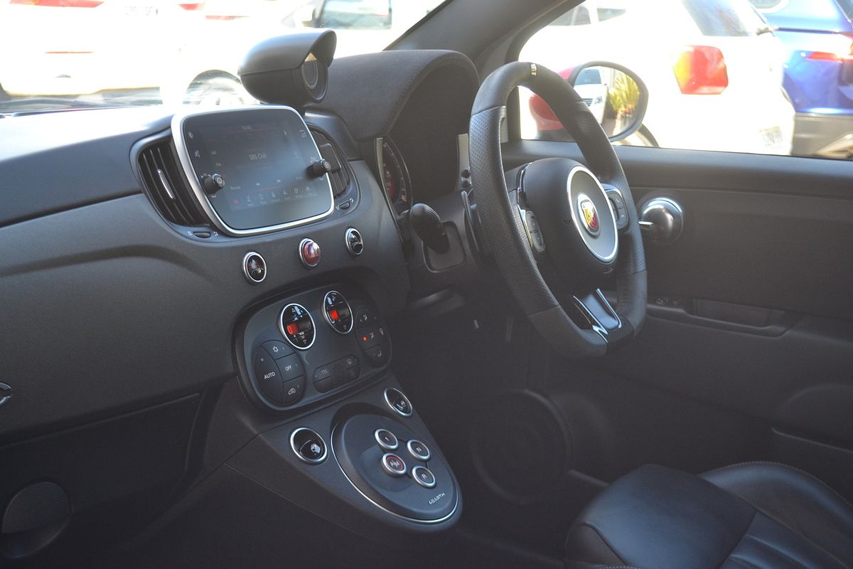 2019 Abarth 595 Competizione Series 4