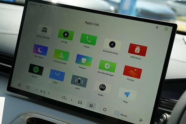 2025 Geely Starray EM-i Inspire P145