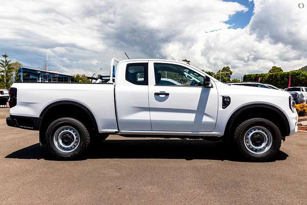 2024 Ford Ranger XL 4X4 2.0L