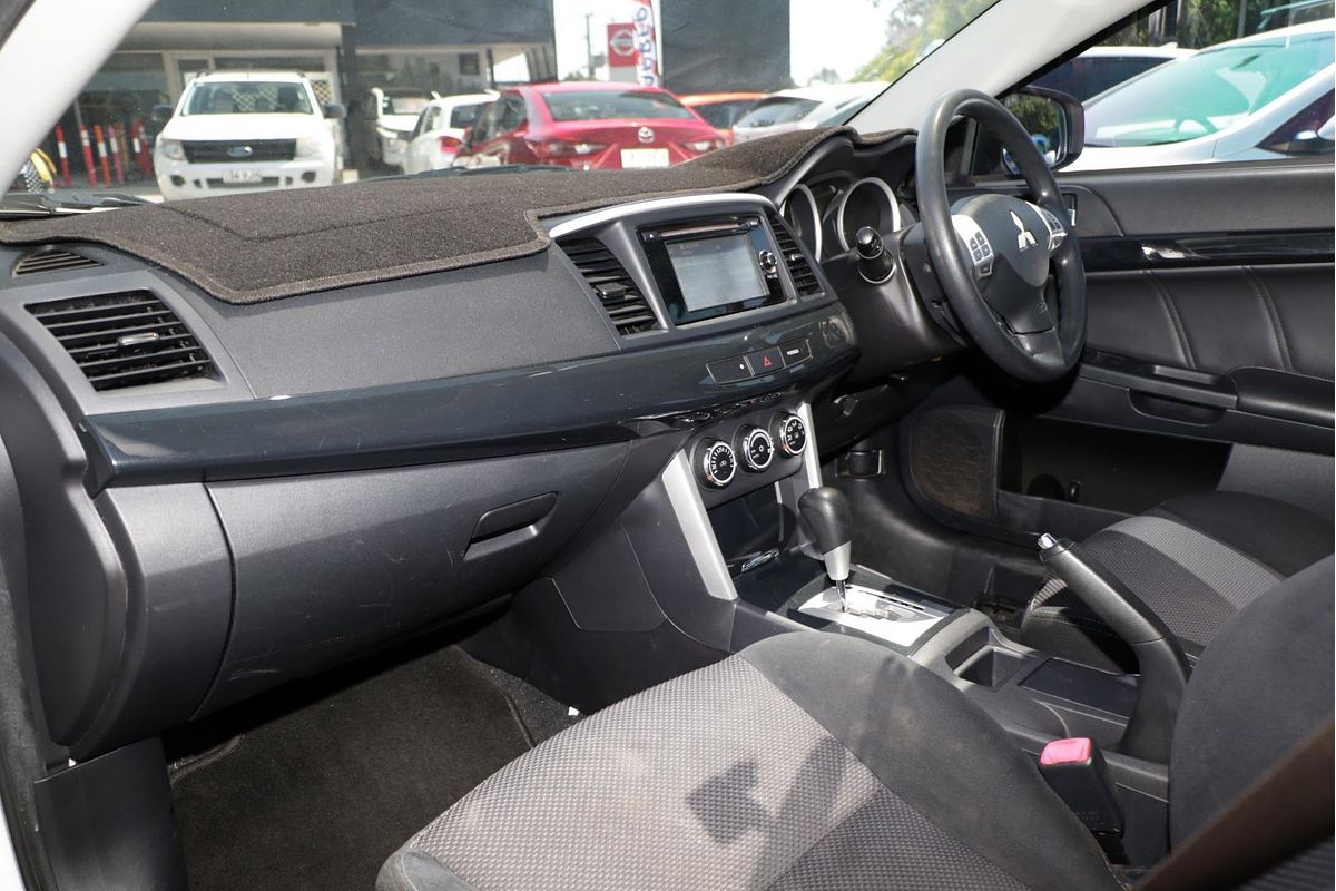 2017 Mitsubishi Lancer ES Sport CF
