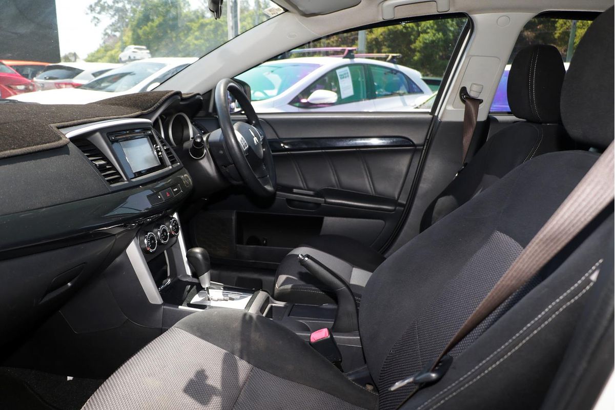 2017 Mitsubishi Lancer ES Sport CF
