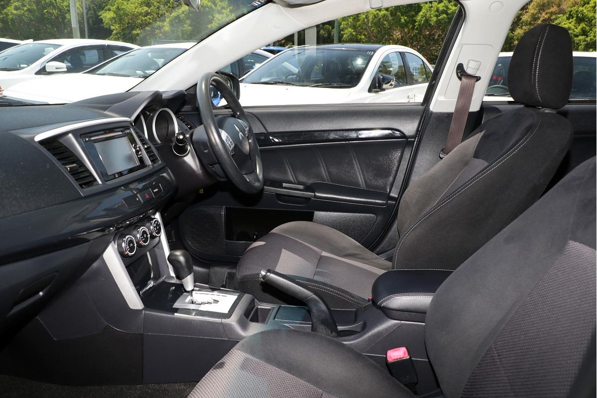 2017 Mitsubishi Lancer ES Sport CF