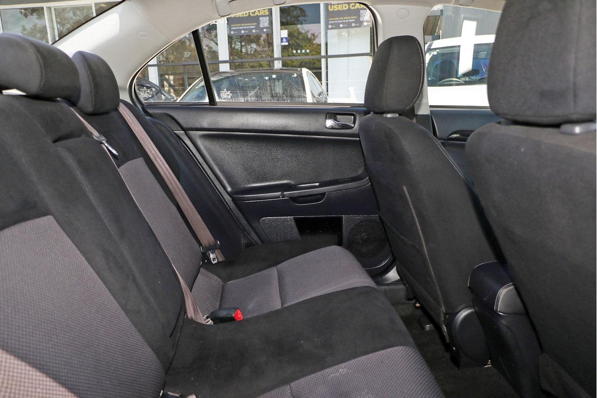 2017 Mitsubishi Lancer ES Sport CF
