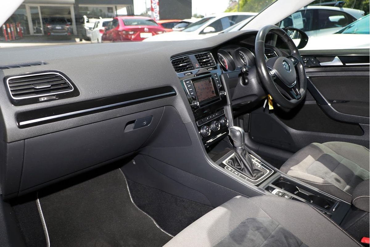 2014 Volkswagen Golf 103TSI Highline 7