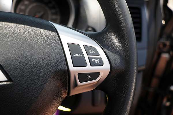 2017 Mitsubishi Lancer ES Sport CF