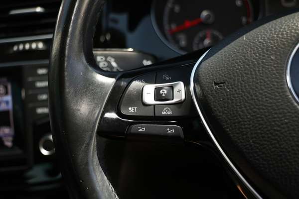 2014 Volkswagen Golf 103TSI Highline 7