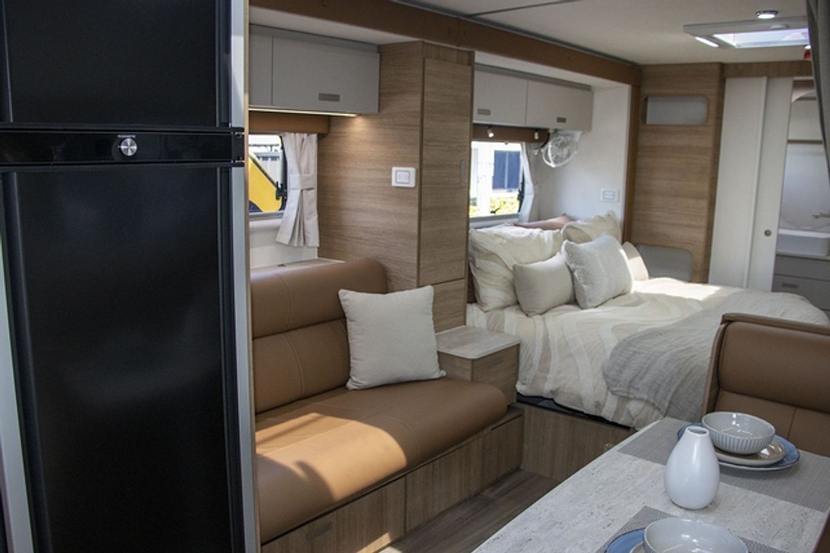 2025 Jayco SILVERLINE CARAVAN 21.65-4.OB.SL-MY25