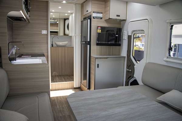 2025 Jayco DESTINY MOTORHOME MS.24-5.DS-MY25