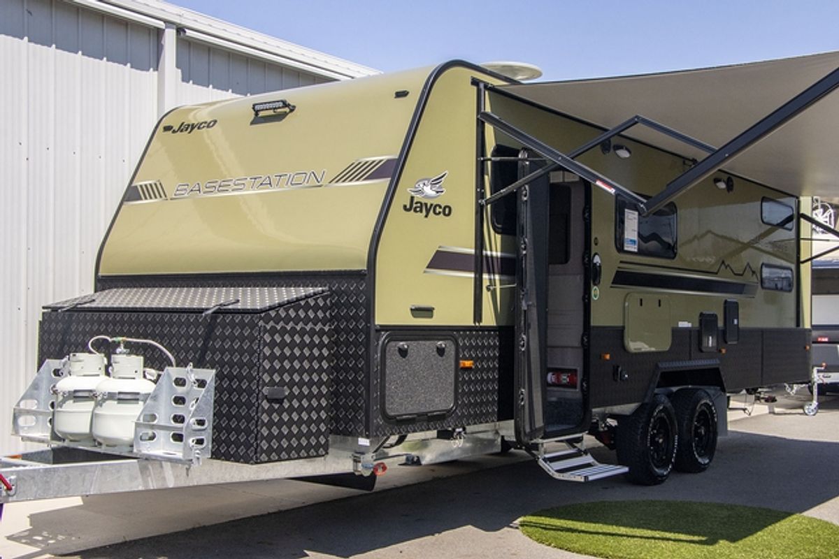 2025 Jayco BASE STATION CARAVAN 24.75-6.BS-MY25