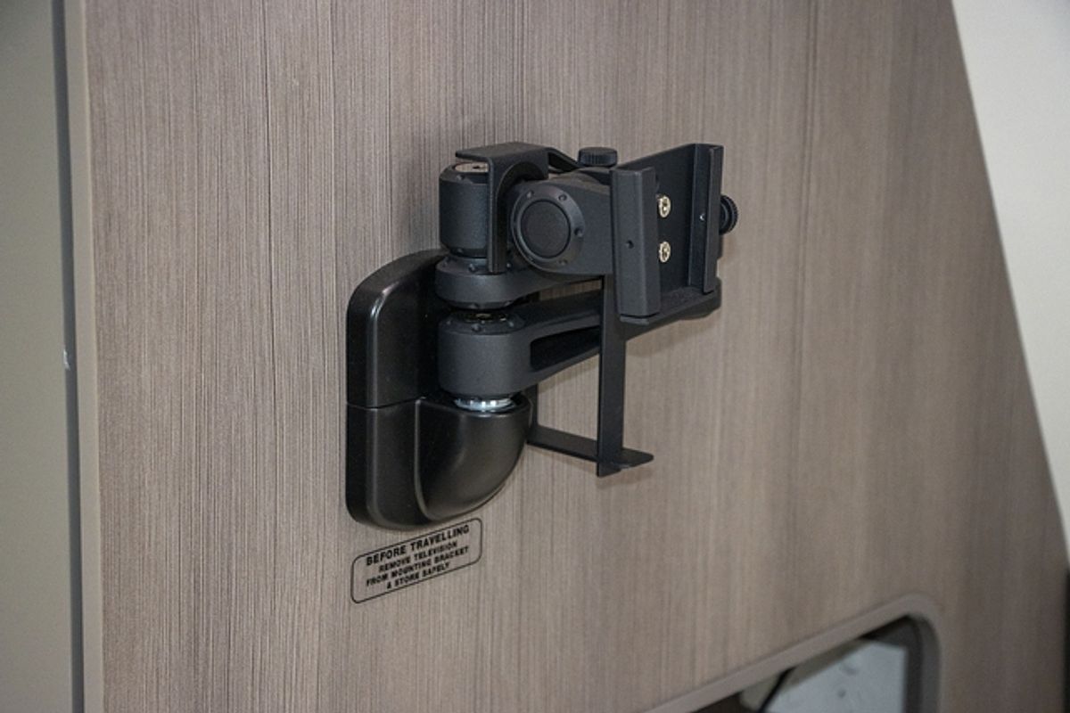 2025 Jayco BASE STATION CARAVAN 24.75-6.BS-MY25