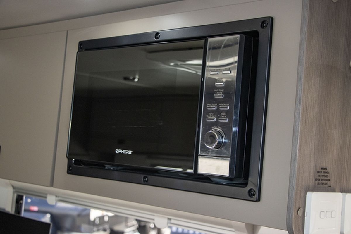 2025 Jayco BASE STATION CARAVAN 24.75-6.BS-MY25