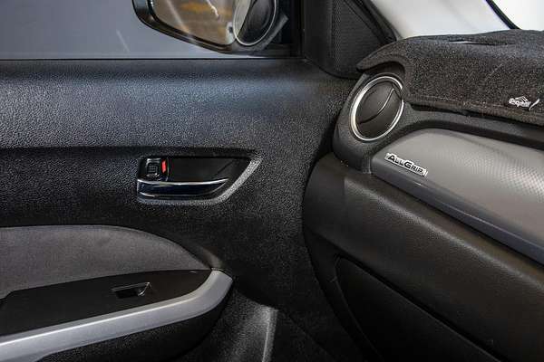 2018 Suzuki Vitara RT-X LY