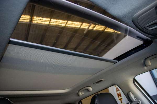 2018 Suzuki Vitara RT-X LY