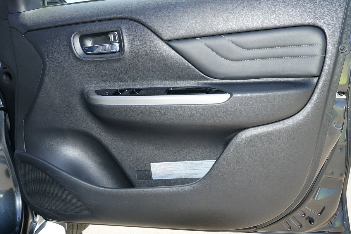2019 Mitsubishi Triton GLS Premium MR 4X4
