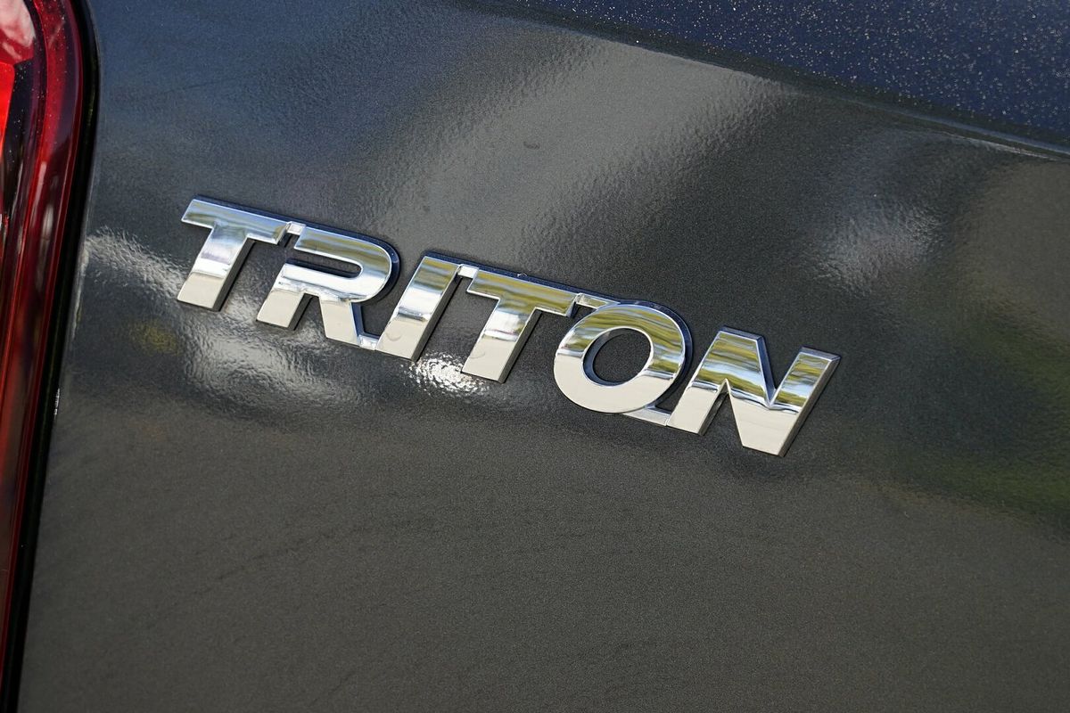 2019 Mitsubishi Triton GLS Premium MR 4X4