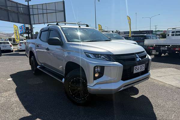 2019 Mitsubishi Triton GLX+ MR 4X4