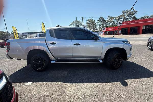 2019 Mitsubishi Triton GLX+ MR 4X4