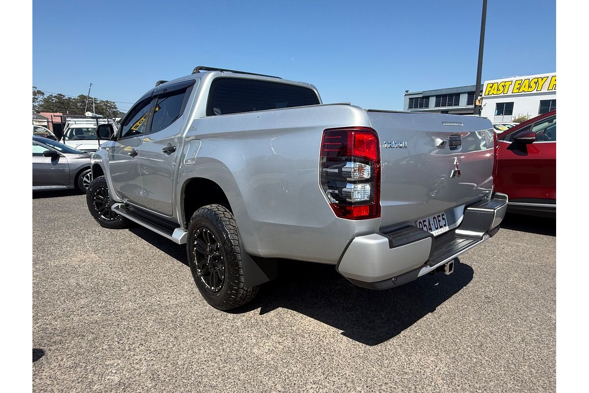 2019 Mitsubishi Triton GLX+ MR 4X4