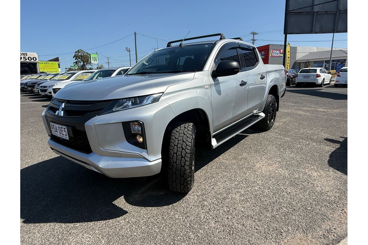 2019 Mitsubishi Triton GLX+ MR 4X4