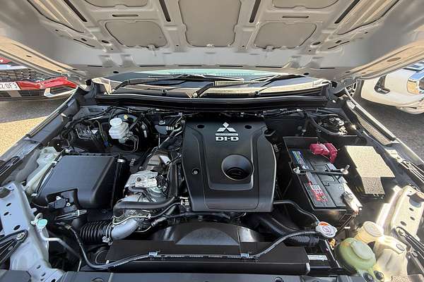 2019 Mitsubishi Triton GLX+ MR 4X4