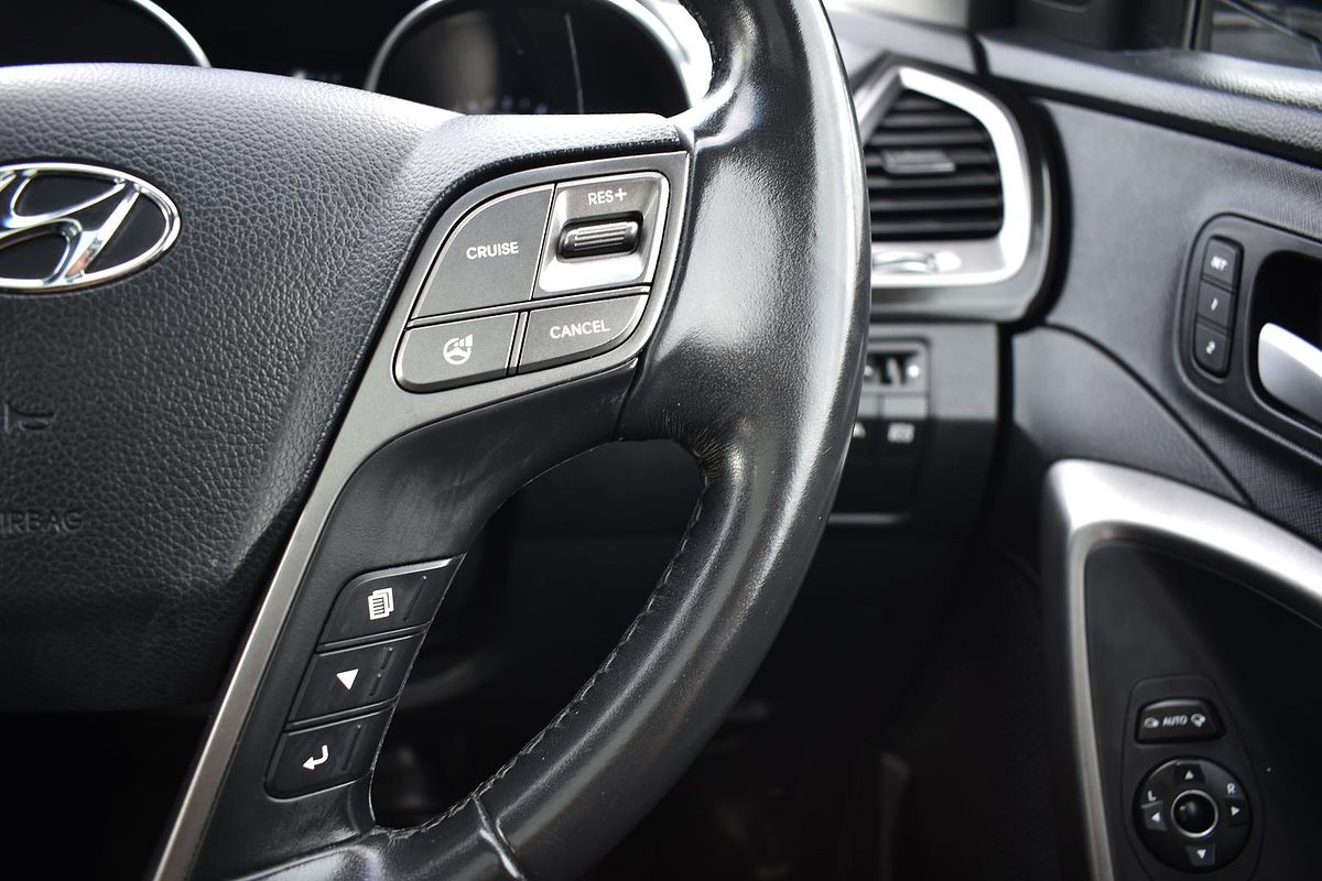 2014 Hyundai Santa Fe Highlander DM2