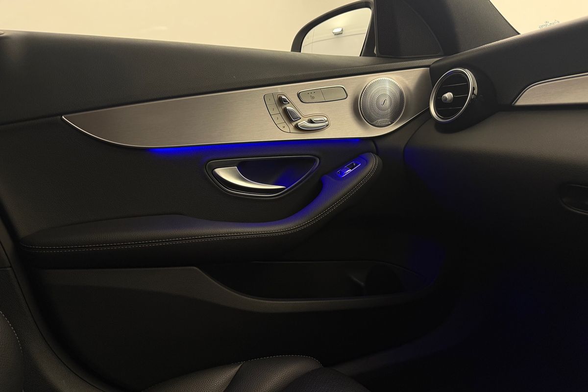2019 Mercedes-Benz C-Class C200 S205