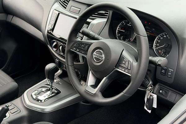 2024 Nissan Navara ST D23 4X4