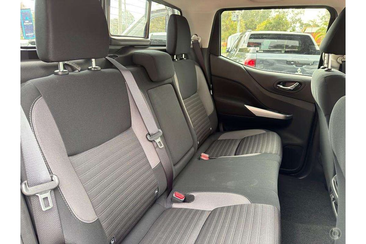 2024 Nissan Navara ST D23 4X4