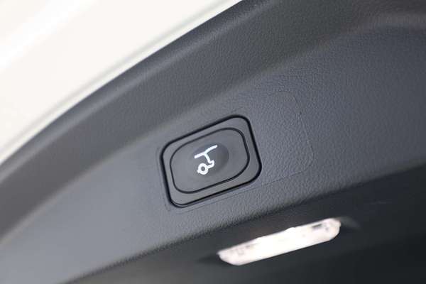 2025 Ford Everest Platinum 3.0L